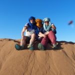 decouvert-desert avec touristes